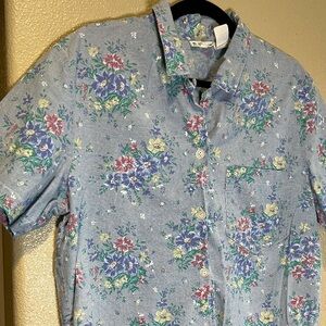 Russ Floral Short-Sleeve Button-Down Shirt Multicolor Flowers cotton Medium